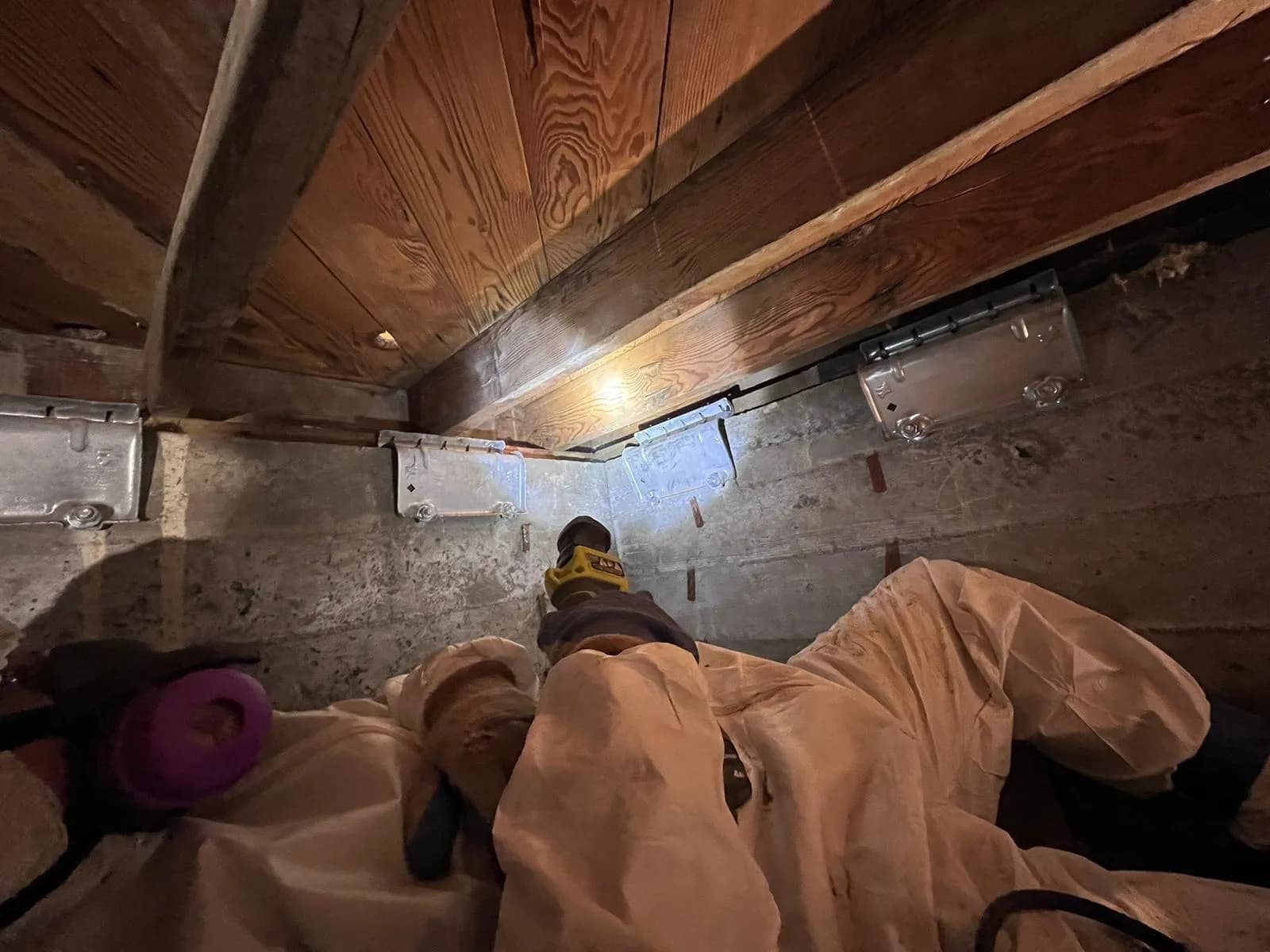 Crawlspace Moisture Control